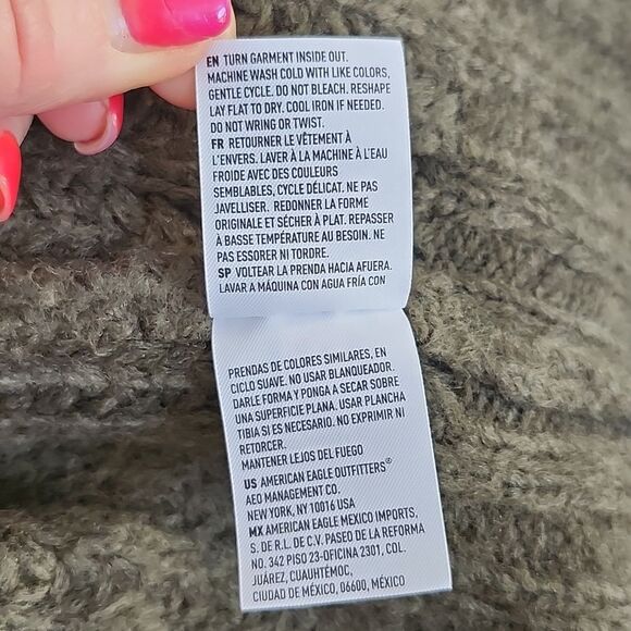 American Eagle cable knit slightly cropped sweater, deep olive green, M - Picture 8 of 11